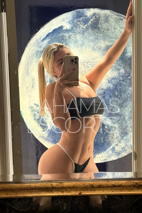 blondie escort