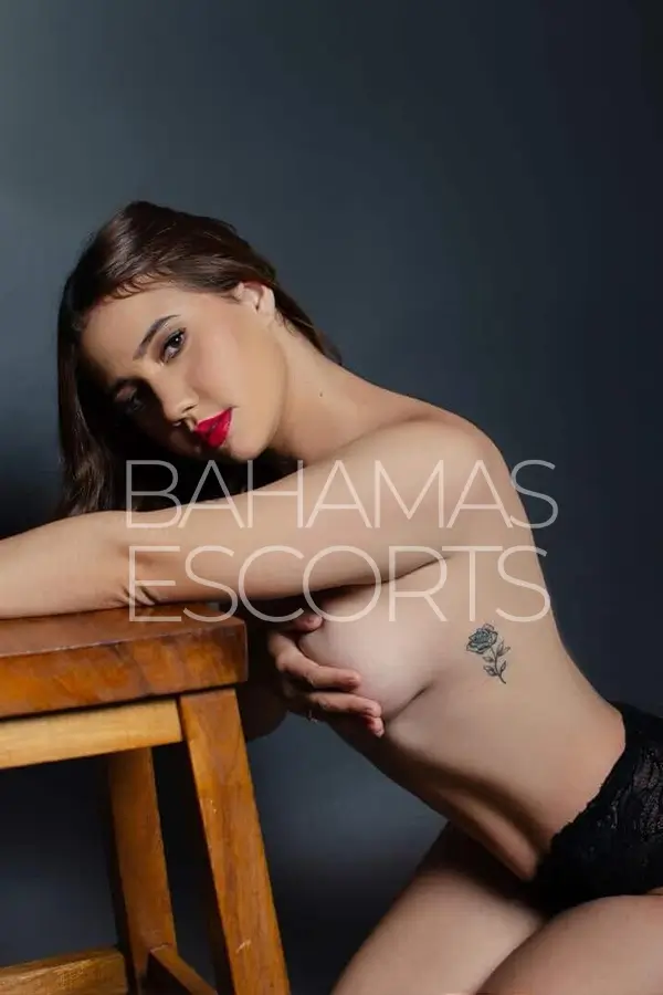 petite escort