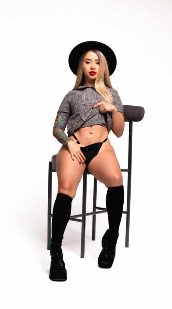 LEILA NEW GIRL IN TOWN โค๏ธโ๐ฅ