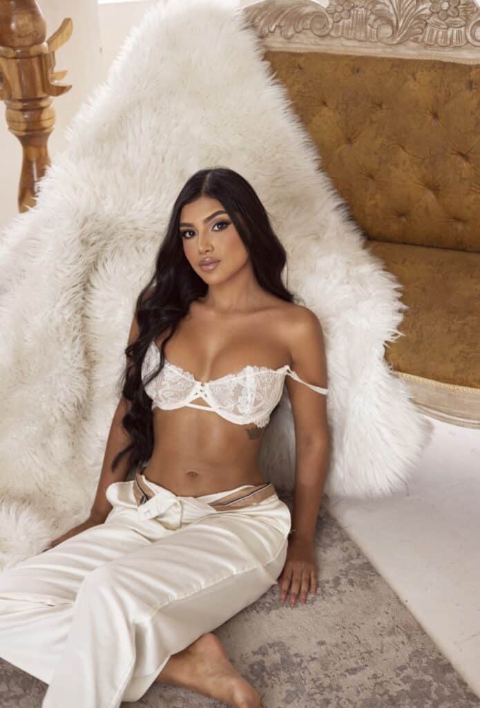 Victoria sexy elegante